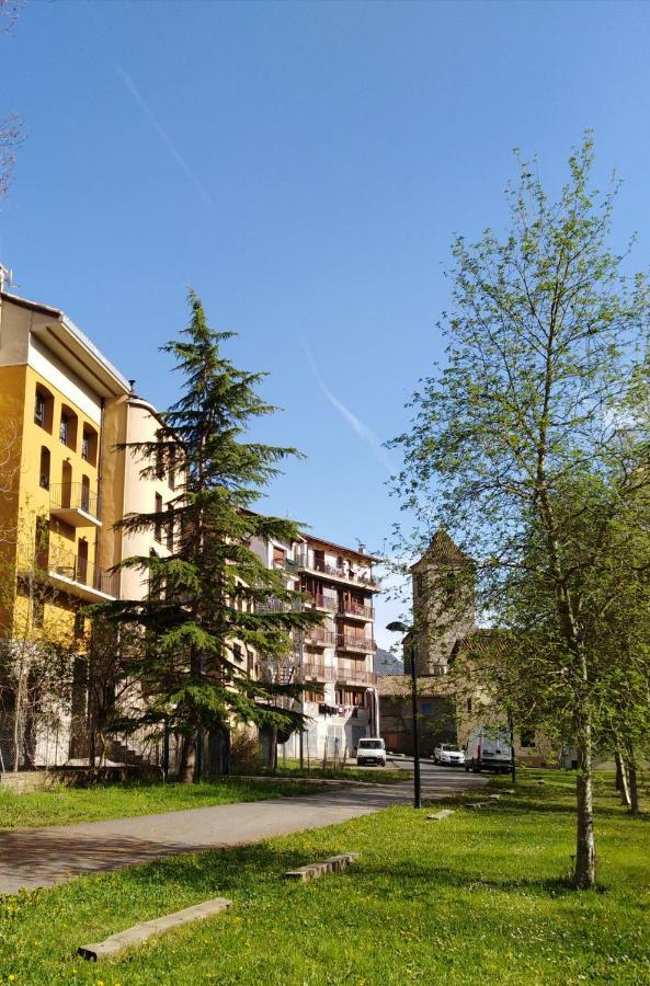 Ca De Geraldine Apartment El Pont de Suert Exterior photo